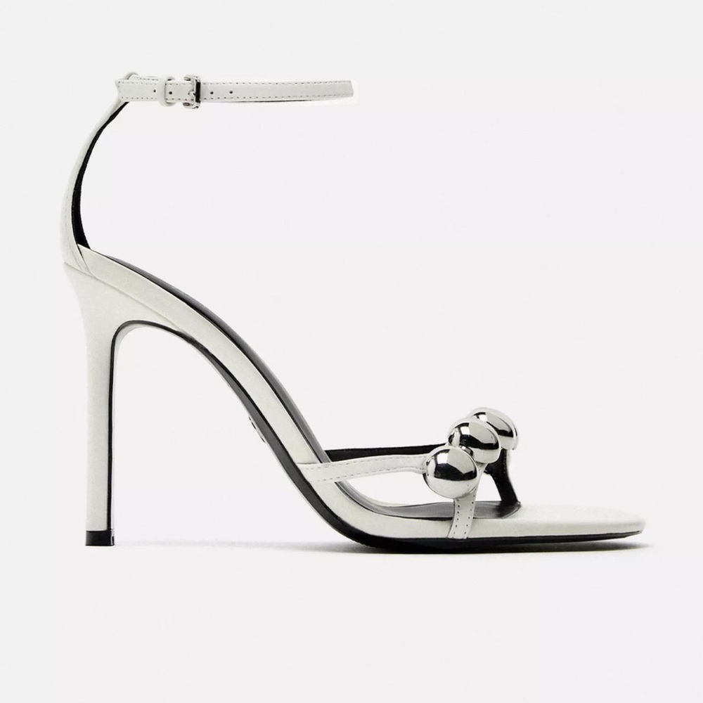 Zara White and Black Women's Heels